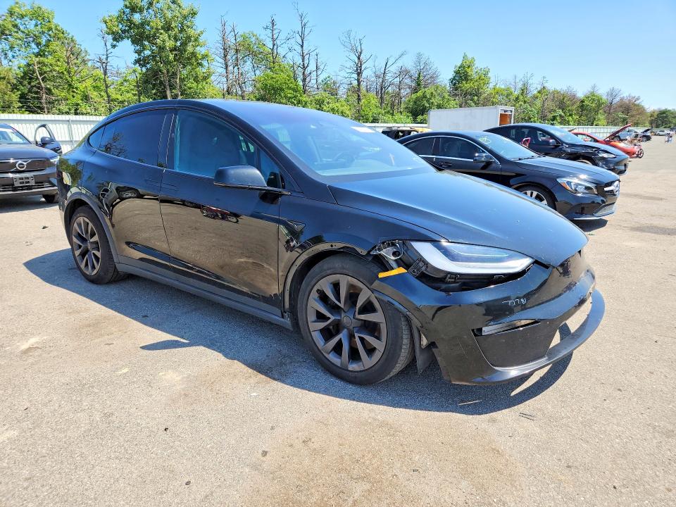 62468606 :رقم المزاد ، 7SAXCBE53PF400459 vin ، 2023 Tesla Model X مزاد بيع