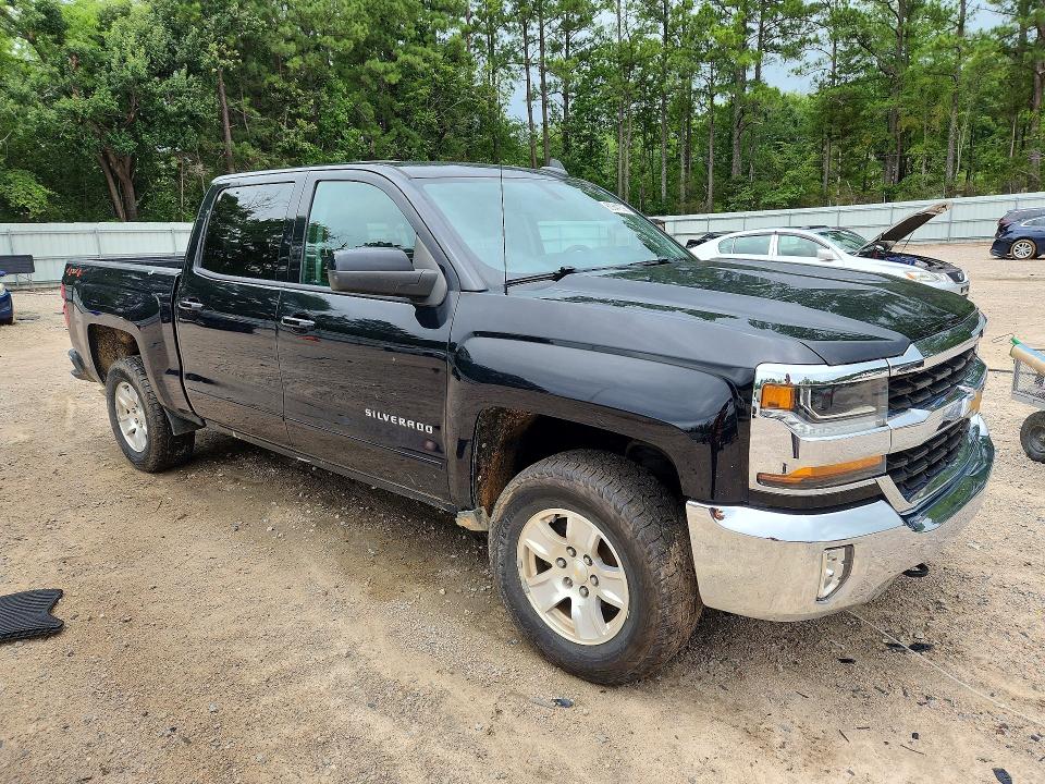 2018 Chevrolet Silverado მანქანა იყიდება აუქციონზე, vin: 3GCUKREC1JG181707, აუქციონის ნომერი: 60641396
