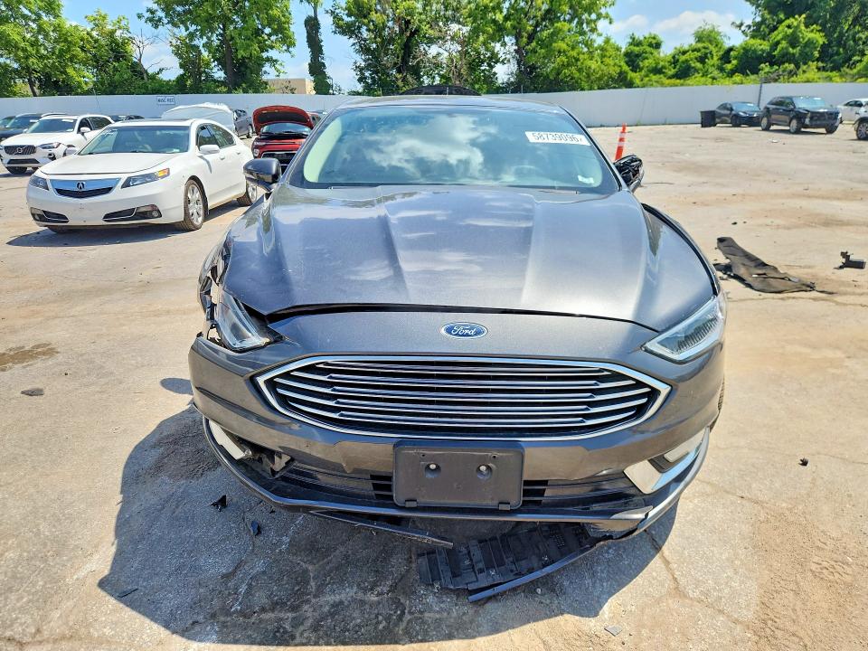 58739096 :رقم المزاد ، 3FA6P0HD4HR405163 vin ، 2017 Ford Fusion مزاد بيع