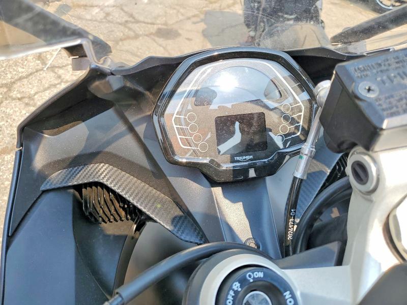60260026 :رقم المزاد ، SMTL23UF3STBU7975 vin ، 2025 Triumph Motorcycle Daytona مزاد بيع