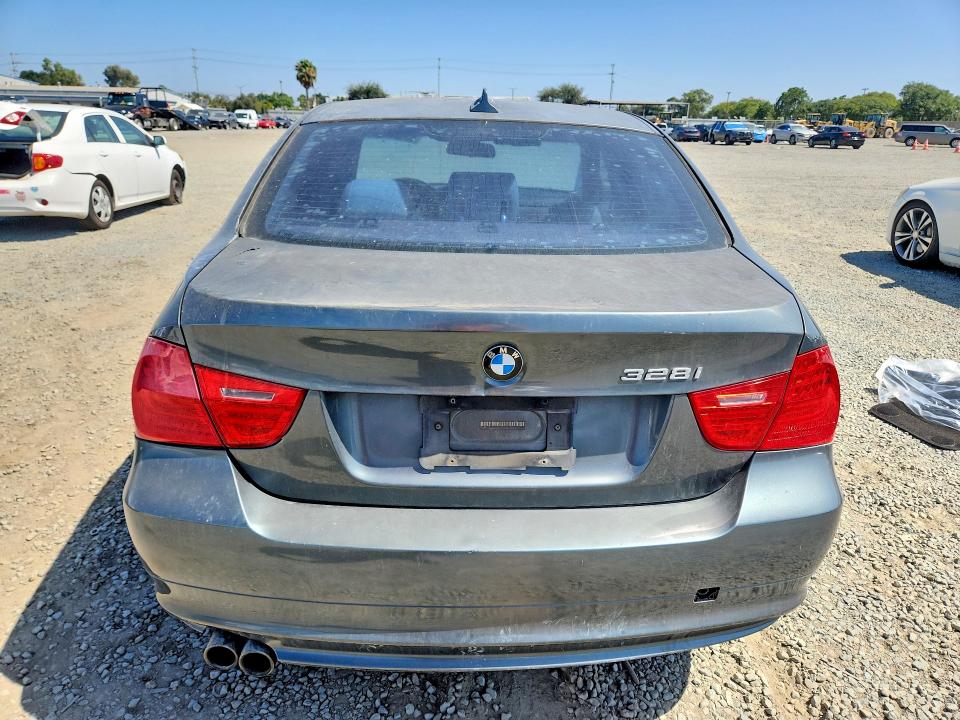 2010 Bmw 328 მანქანა იყიდება აუქციონზე, vin: WBAPH5G51ANM70013, აუქციონის ნომერი: 63026516