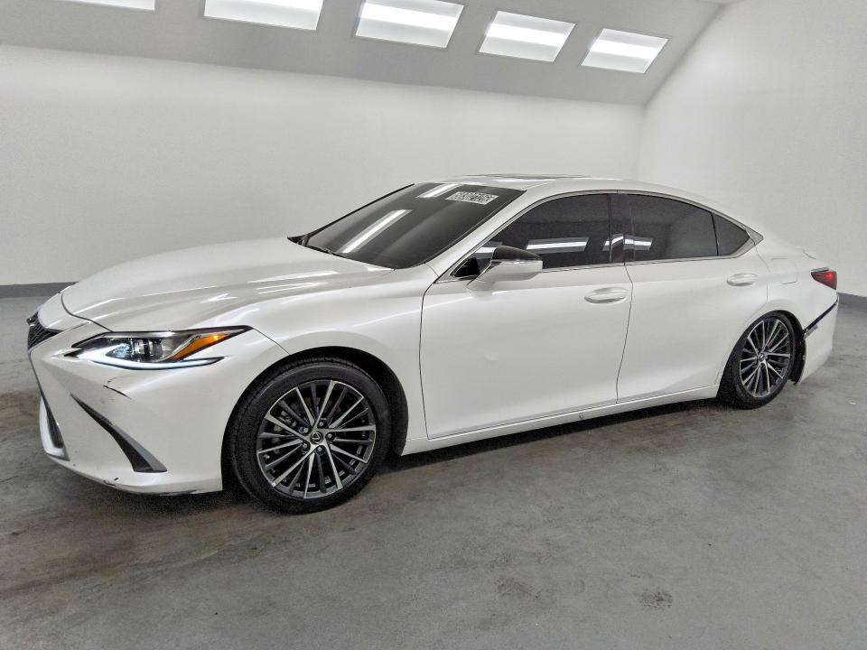 2025 Lexus Es 300h მანქანა იყიდება აუქციონზე, vin: 58ADA1C10SU067397, აუქციონის ნომერი: 58302126