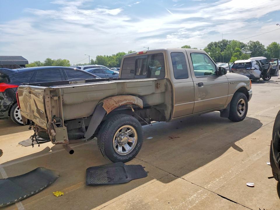 62331706 :رقم المزاد ، 1FTYR44V43PA20754 vin ، 2003 Ford Ranger مزاد بيع