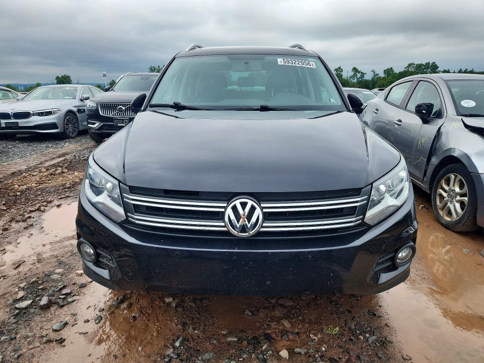 Продажа на аукционе авто 2013 Volkswagen Tiguan, vin: WVGBV3AX7DW596696, номер лота: 59322956