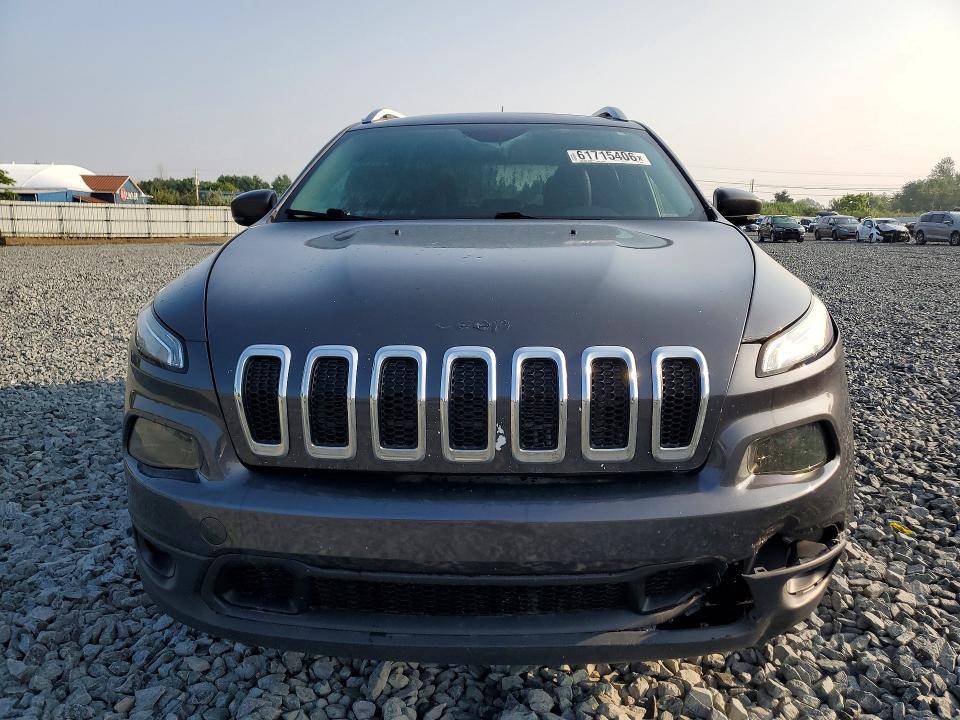 Продажа на аукционе авто 2018 Jeep Cherokee, vin: 1C4PJMLX1JD576069, номер лота: 61715406