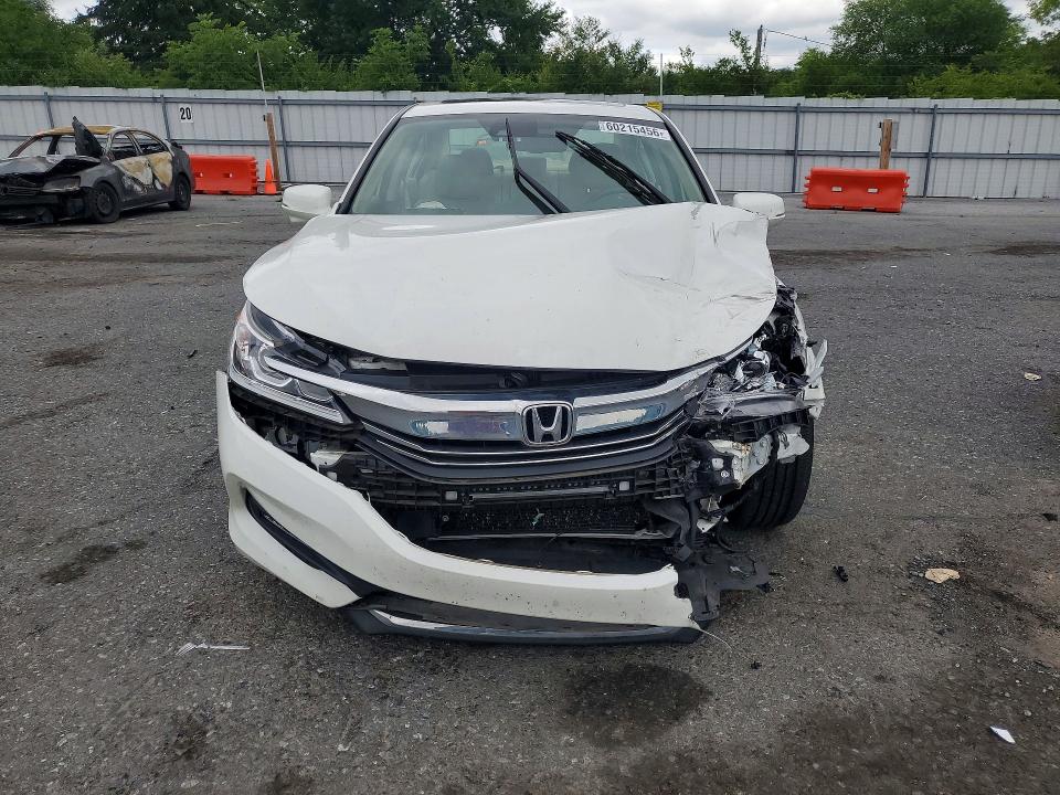Aukcja sprzedaży 2017 Honda Accord, vin: 1HGCR2F97HA134077, numer aukcji: 60215456