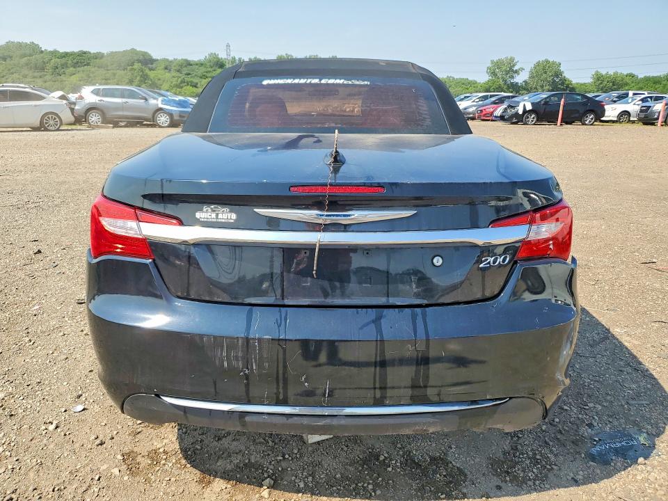 2013 Chrysler 200 მანქანა იყიდება აუქციონზე, vin: 1C3BCBEBXDN532956, აუქციონის ნომერი: 60032736