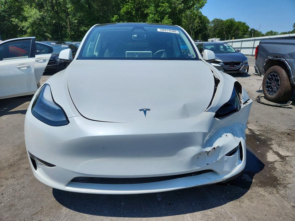 2024 Tesla Model Y მანქანა იყიდება აუქციონზე, vin: 7SAYGDEE5RA326966, აუქციონის ნომერი: 60979586