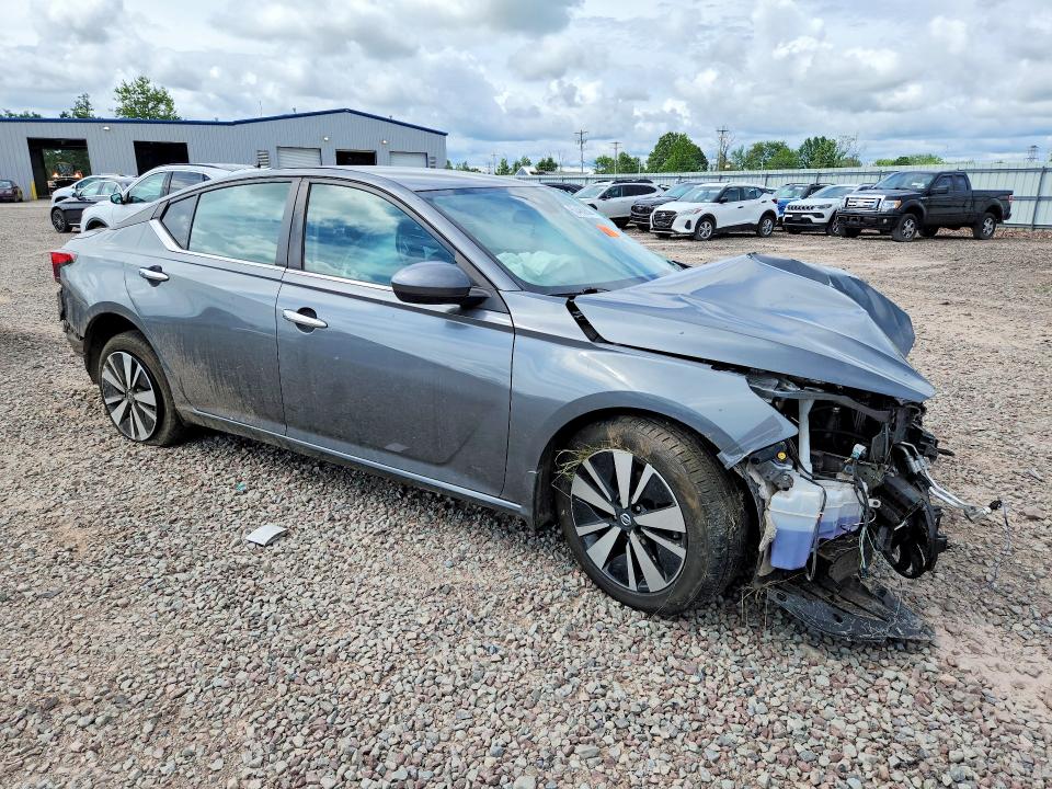 Продажа на аукционе авто 2022 Nissan Altima, vin: 1N4BL4DW9NN327552, номер лота: 60480806