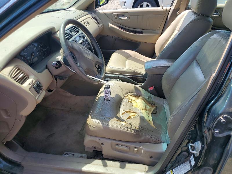 63279926 :رقم المزاد ، 1HGCG1658YA069270 vin ، 2000 Honda Accord مزاد بيع