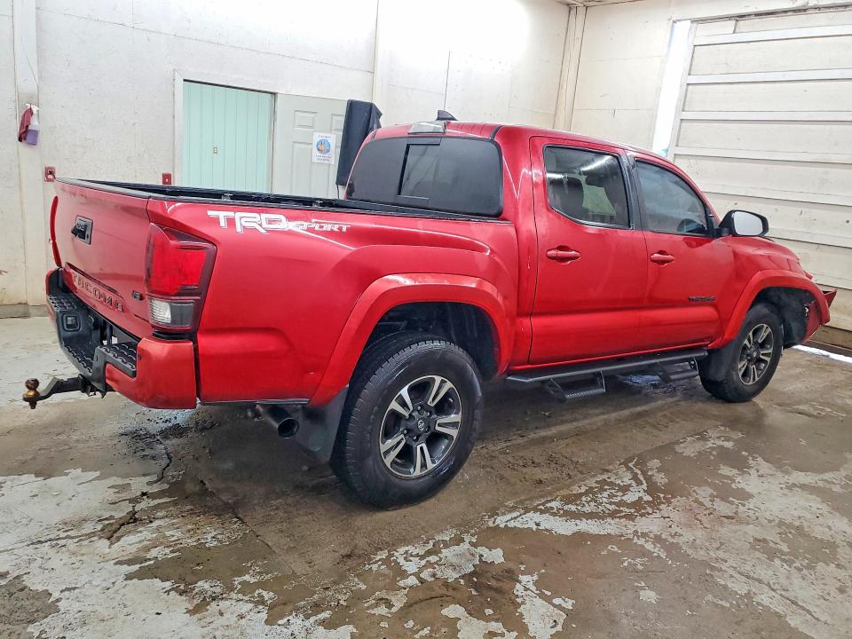 62464356 :رقم المزاد ، 5TFAZ5CN7KX077487 vin ، 2019 Toyota Tacoma مزاد بيع