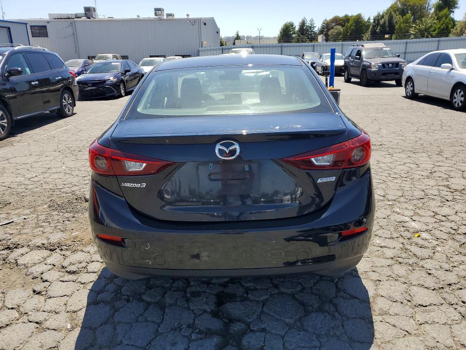 2018 Mazda 3 მანქანა იყიდება აუქციონზე, vin: 3MZBN1V30JM253723, აუქციონის ნომერი: 59644056