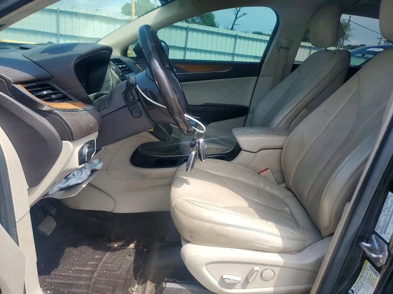 60454186 :رقم المزاد ، 5LMCJ2C96HUL27659 vin ، 2017 Lincoln Mkc مزاد بيع