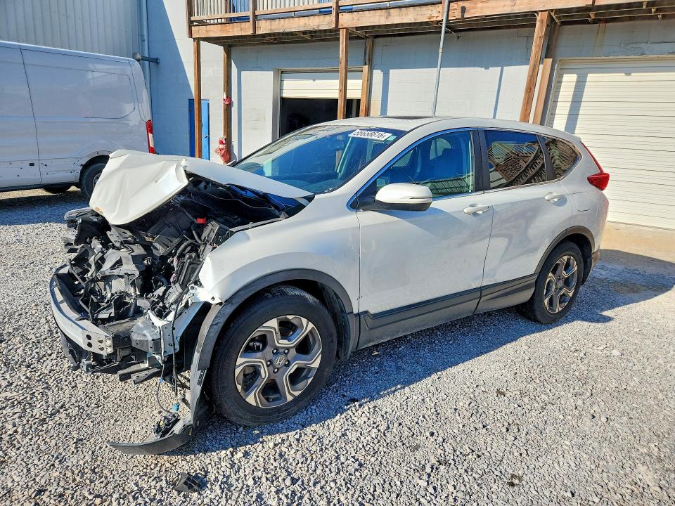 55656616 :رقم المزاد ، 2HKRW1H82JH500008 vin ، 2018 Honda Cr-v مزاد بيع