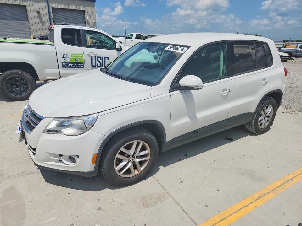 Продажа на аукционе авто 2011 Volkswagen Tiguan, vin: WVGAV7AXXBW561313, номер лота: 59686006