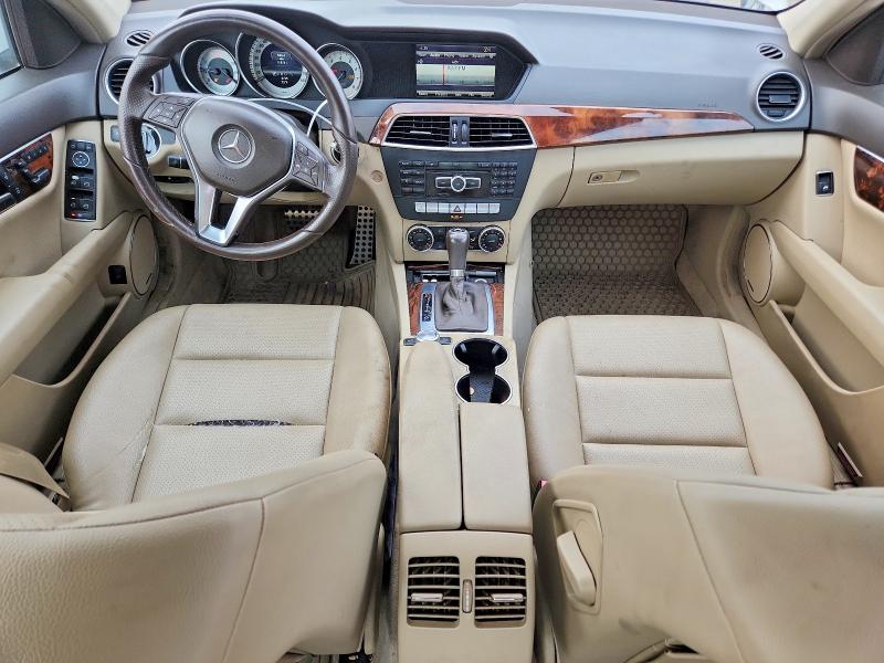 61550396 :رقم المزاد ، WDDGF4HB8DR271566 vin ، 2013 Mercedes-benz C مزاد بيع