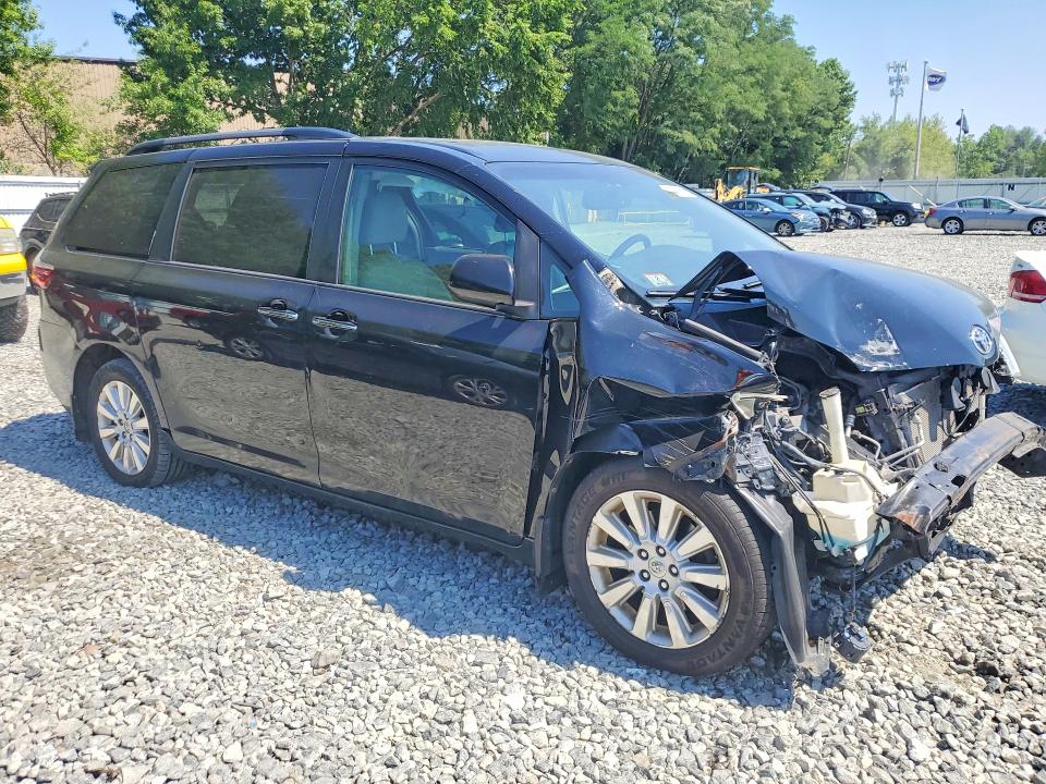 2015 Toyota Sienna მანქანა იყიდება აუქციონზე, vin: 5TDDK3DC7FS113838, აუქციონის ნომერი: 61083276