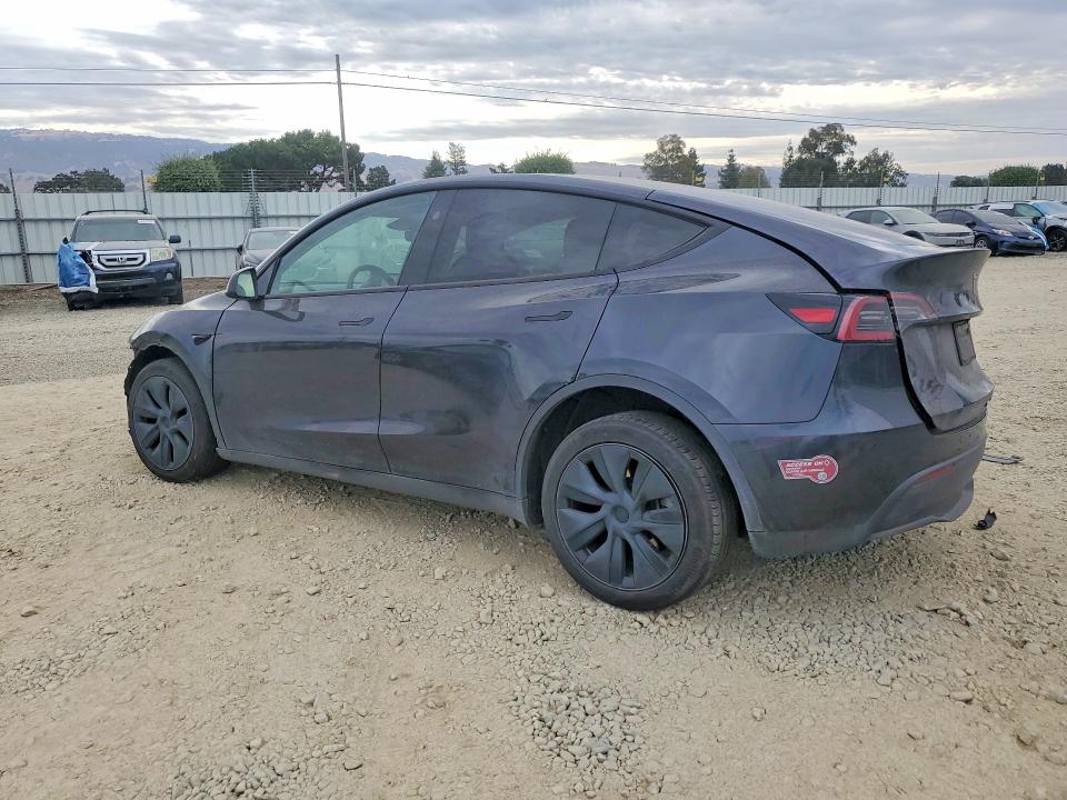 Продажа на аукционе авто 2024 Tesla Model Y, vin: 7SAYGDEE0RF158429, номер лота: 58757716