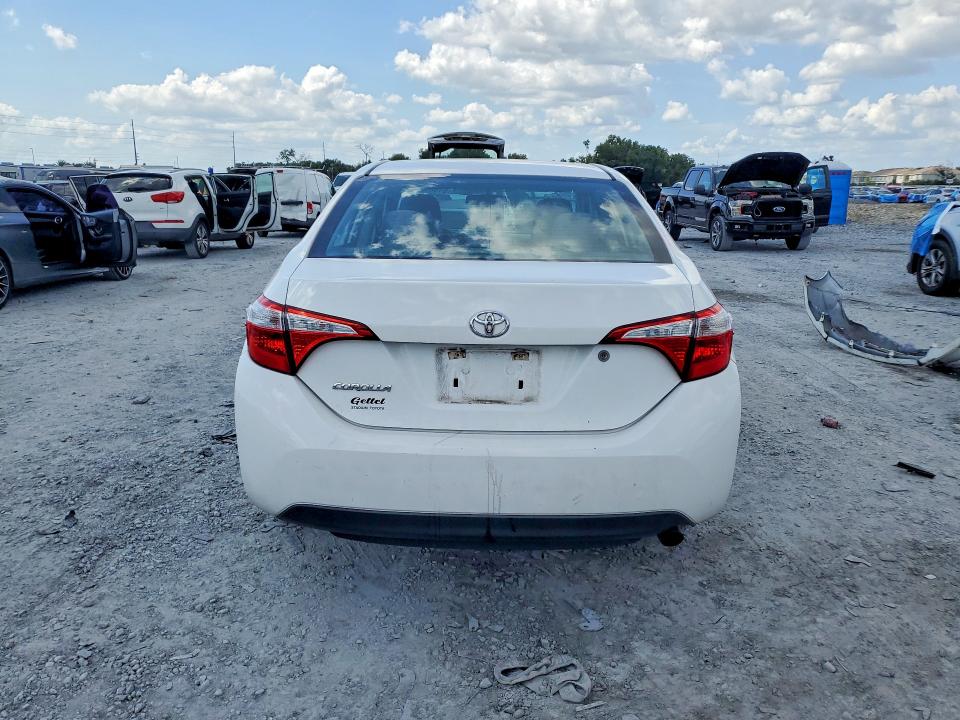 Продажа на аукционе авто 2015 Toyota Corolla, vin: 5YFBURHE9FP348394, номер лота: 61689216