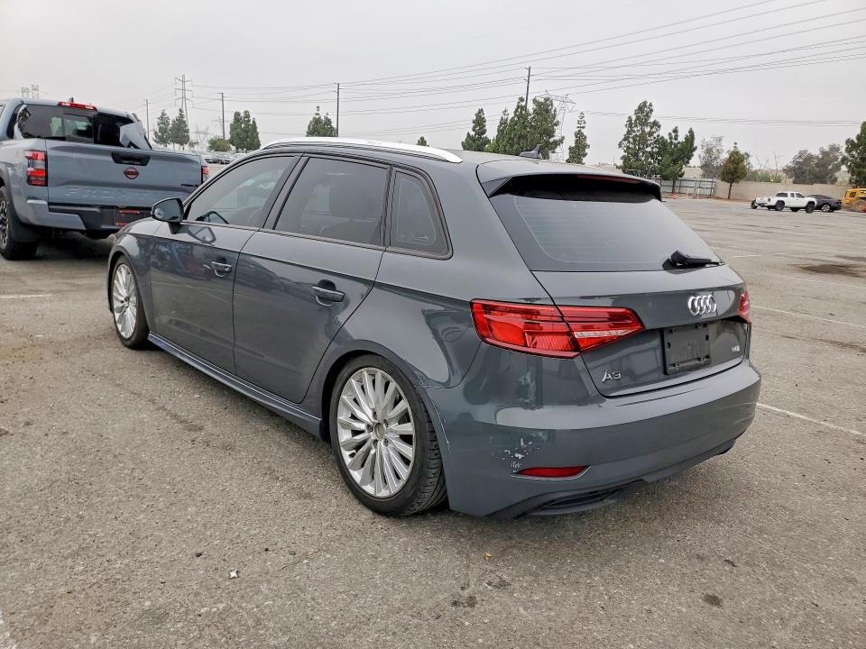 2017 Audi A3 მანქანა იყიდება აუქციონზე, vin: WAUUPBFF8HA096547, აუქციონის ნომერი: 58948536