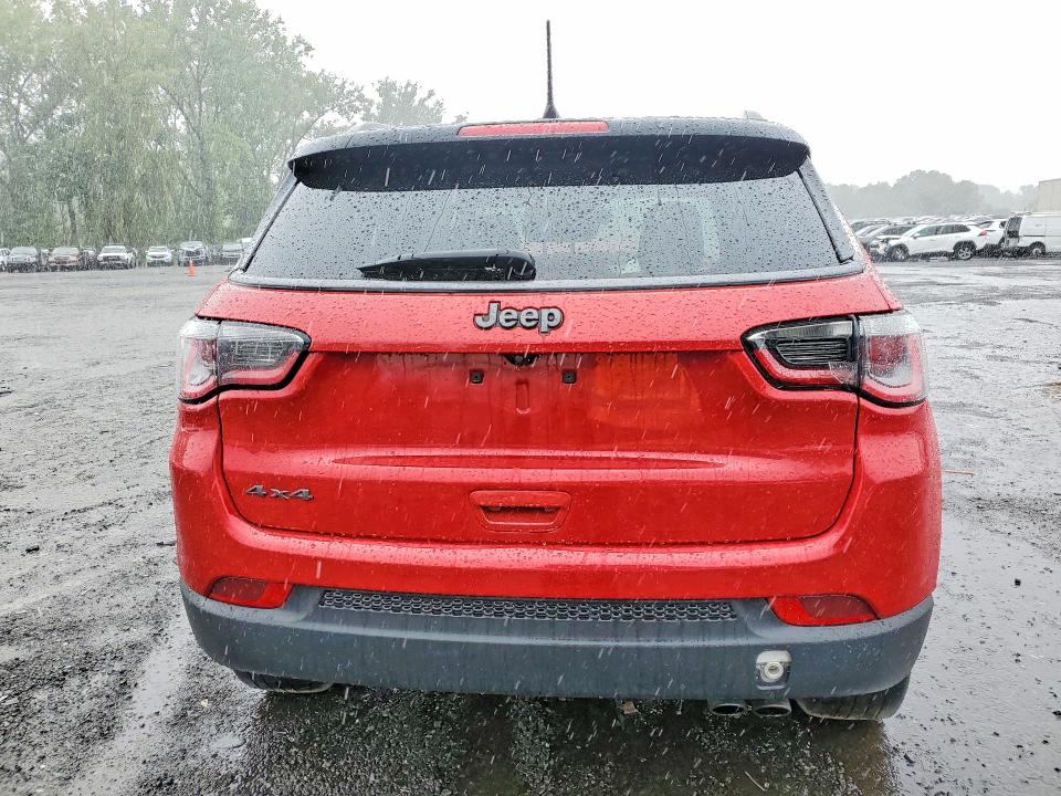 62708156 :رقم المزاد ، 3C4NJDCB1LT147152 vin ، 2020 Jeep Compass مزاد بيع