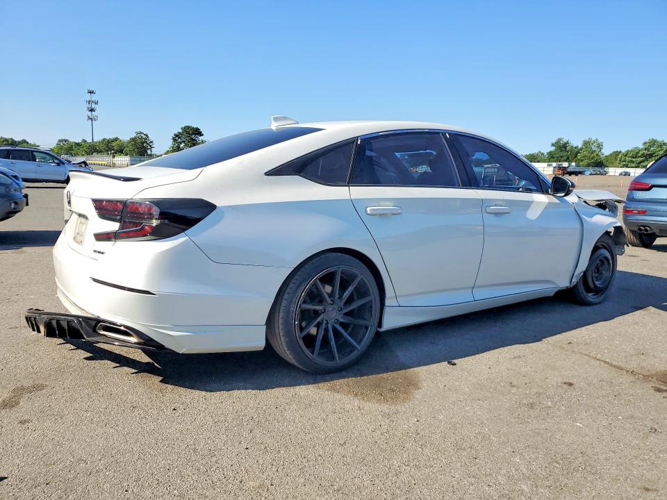 62270656 :رقم المزاد ، 1HGCV1F31KA120362 vin ، 2019 Honda Accord مزاد بيع