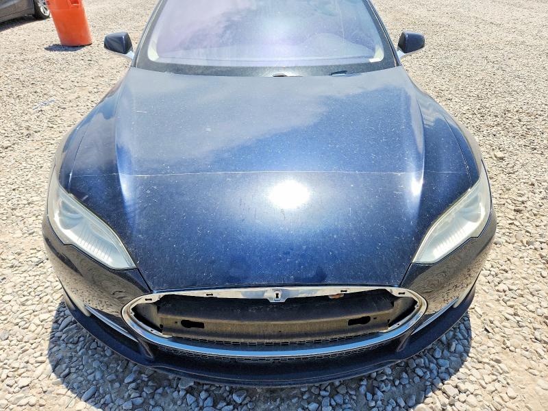 2013 Tesla Model S მანქანა იყიდება აუქციონზე, vin: 5YJSA1DP1DFP06274, აუქციონის ნომერი: 62514916