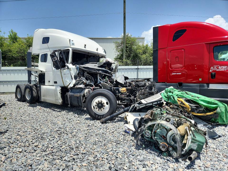 Auction sale of the 2024 Volvo Vn, vin: 4V4NC9EH9RN627249, lot number: 59555976