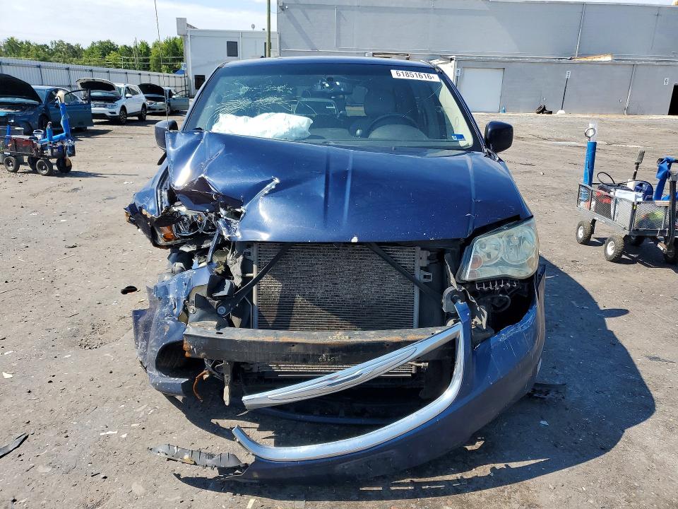 61851616 :رقم المزاد ، 2C4RC1BG1DR621600 vin ، 2013 Chrysler Town & Country مزاد بيع