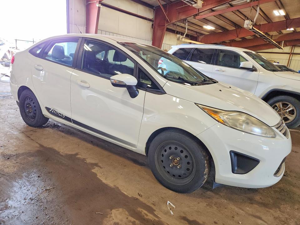 2013 Ford Fiesta მანქანა იყიდება აუქციონზე, vin: 3FADP4BJ6DM224991, აუქციონის ნომერი: 60125566