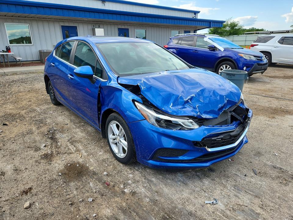 2017 Chevrolet Cruz Lt მანქანა იყიდება აუქციონზე, vin: 3G1BE6SM2HS557843, აუქციონის ნომერი: 62057276