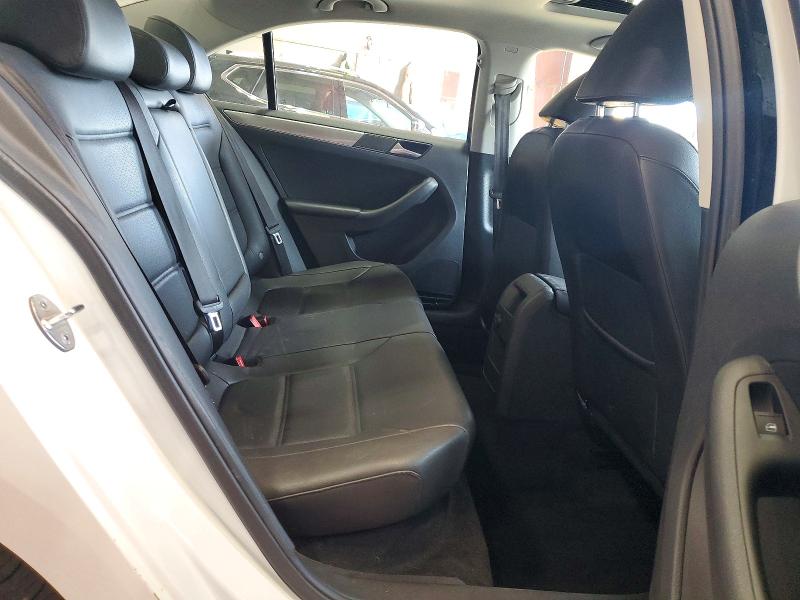 Продажа на аукционе авто 2017 Volkswagen Jetta, vin: 3VWDB7AJ1HM272557, номер лота: 61601586