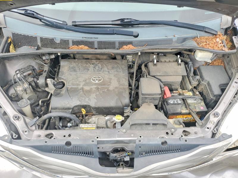 2011 Toyota Sienna მანქანა იყიდება აუქციონზე, vin: 5TDYK3DC1BS021250, აუქციონის ნომერი: 62302016