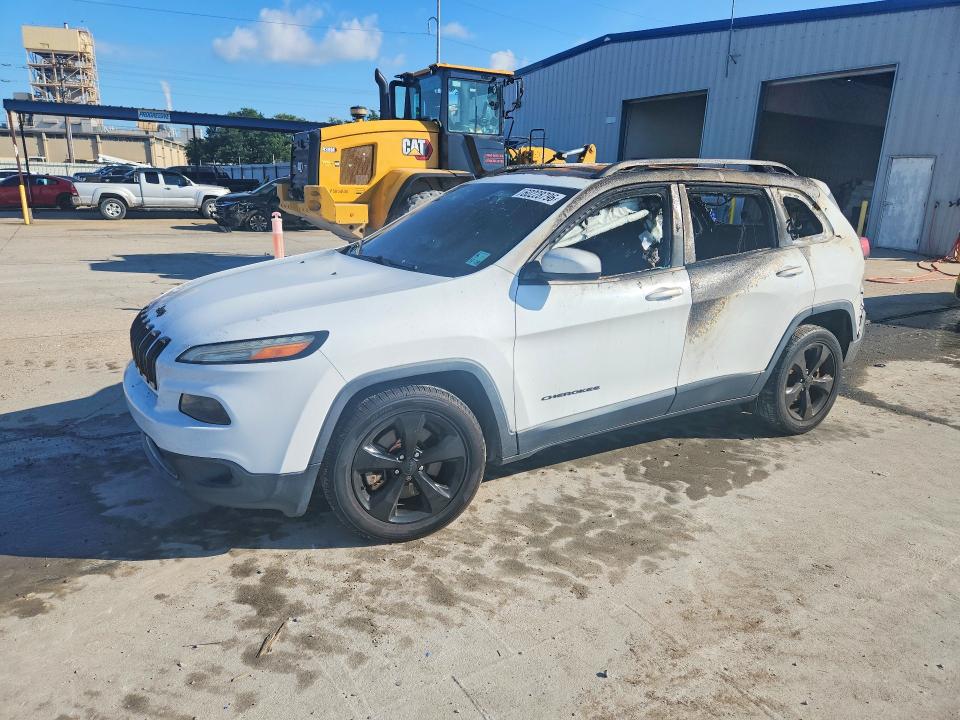 60228796 :رقم المزاد ، 1C4PJLCB4GW216578 vin ، 2016 Jeep Cherokee مزاد بيع