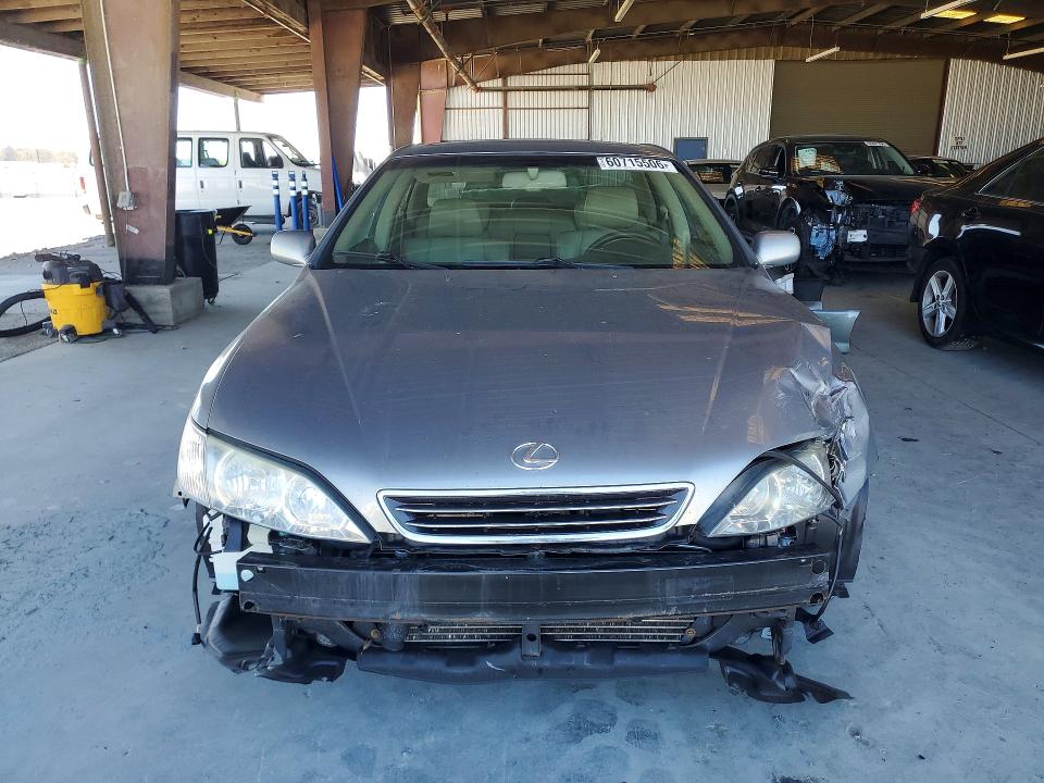 2000 Lexus Es მანქანა იყიდება აუქციონზე, vin: JT8BF28GXY5089190, აუქციონის ნომერი: 60715506