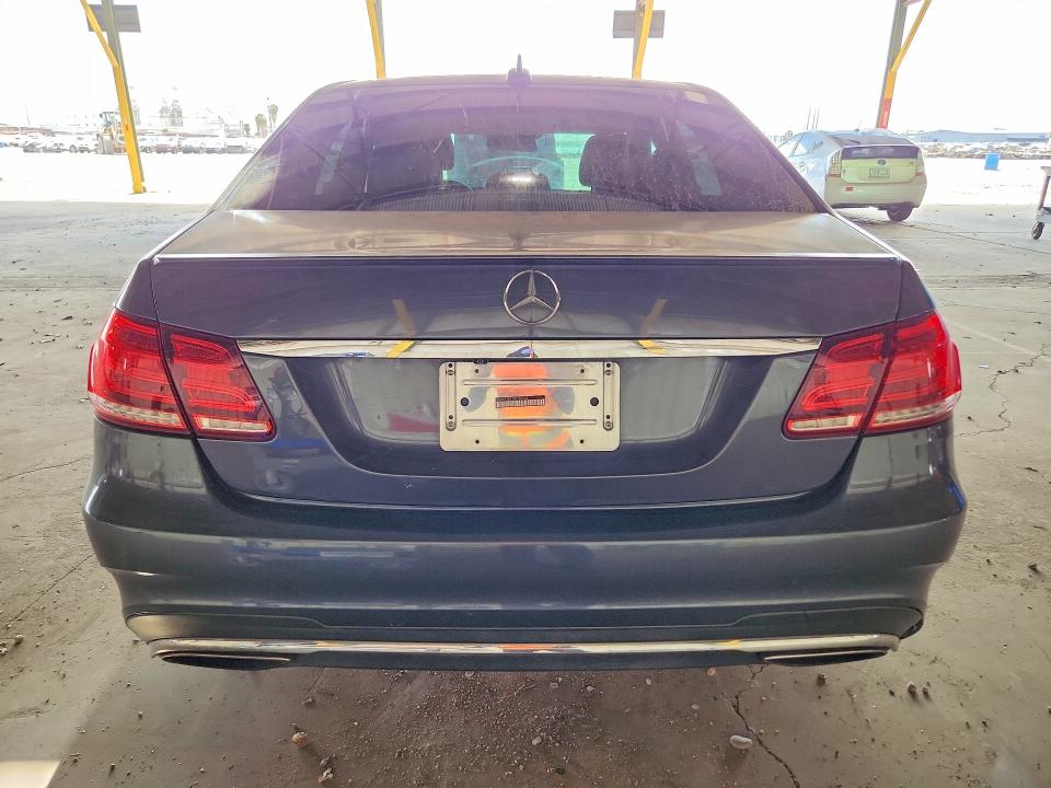 2015 Mercedes-benz E მანქანა იყიდება აუქციონზე, vin: WDDHF5KB1FB152532, აუქციონის ნომერი: 60848326