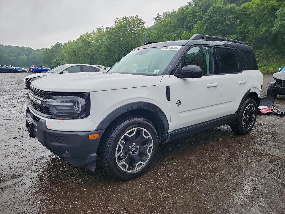 61694536 :رقم المزاد ، 3FMCR9CN4SRF51013 vin ، 2025 Ford Bronco Sport مزاد بيع