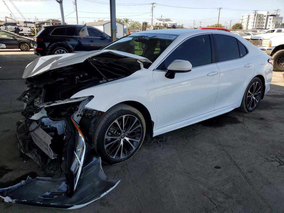 Auction sale of the 2020 Toyota Camry, vin: 4T1G11AK5LU504991, lot number: 61409296