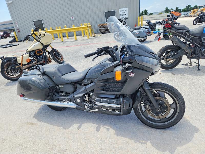 62314186 :رقم المزاد ، JH2SC6812DK002107 vin ، 2013 Honda Gl1800 مزاد بيع