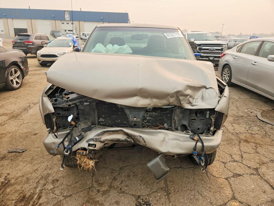 61377716 :رقم المزاد ، 1GCCS19X9W8110732 vin ، 1998 Chevrolet S Truck مزاد بيع