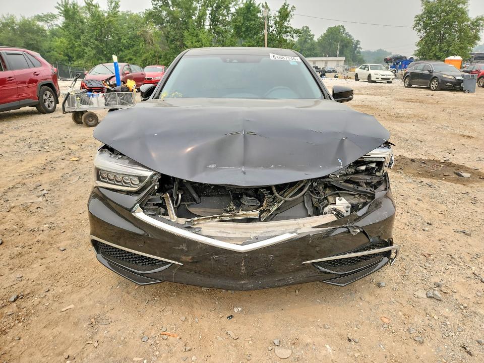 2018 Acura Tlx მანქანა იყიდება აუქციონზე, vin: 19UUB1F31JA001500, აუქციონის ნომერი: 61087746