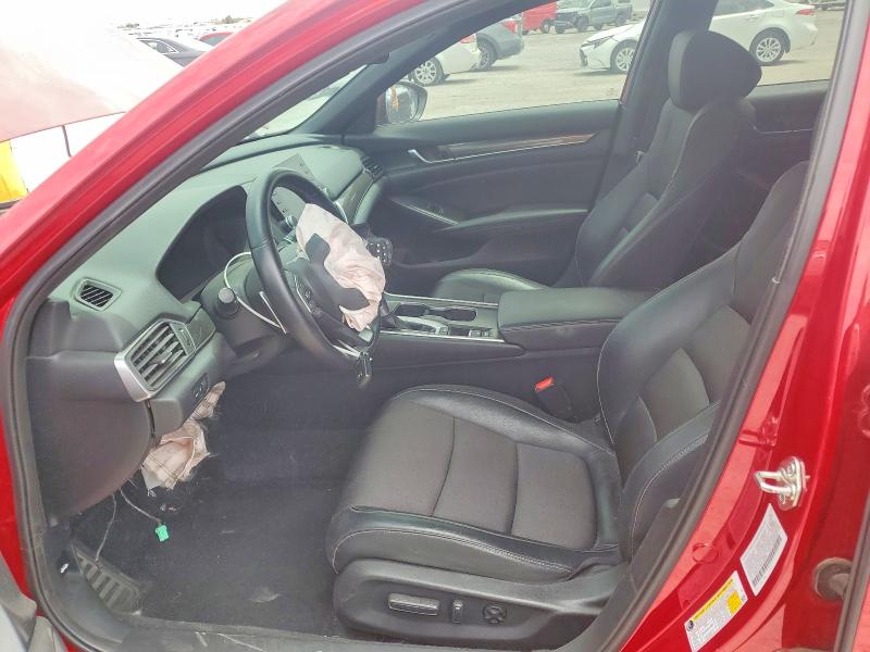 60871786 :رقم المزاد ، 1HGCV1F38JA160646 vin ، 2018 Honda Accord مزاد بيع