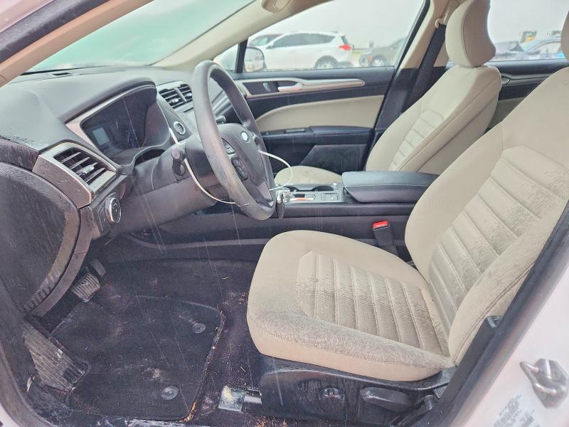 60951456 :رقم المزاد ، 3FA6P0G79HR109826 vin ، 2017 Ford Fusion مزاد بيع