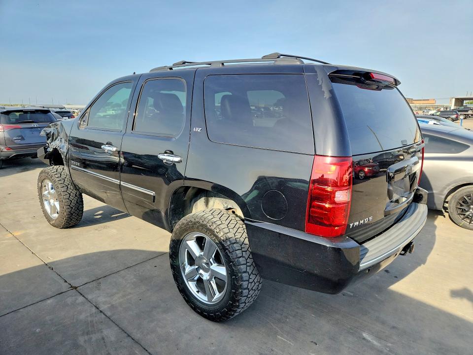2011 Chevrolet Tahoe მანქანა იყიდება აუქციონზე, vin: 1GNSCCE01BR271374, აუქციონის ნომერი: 62715556