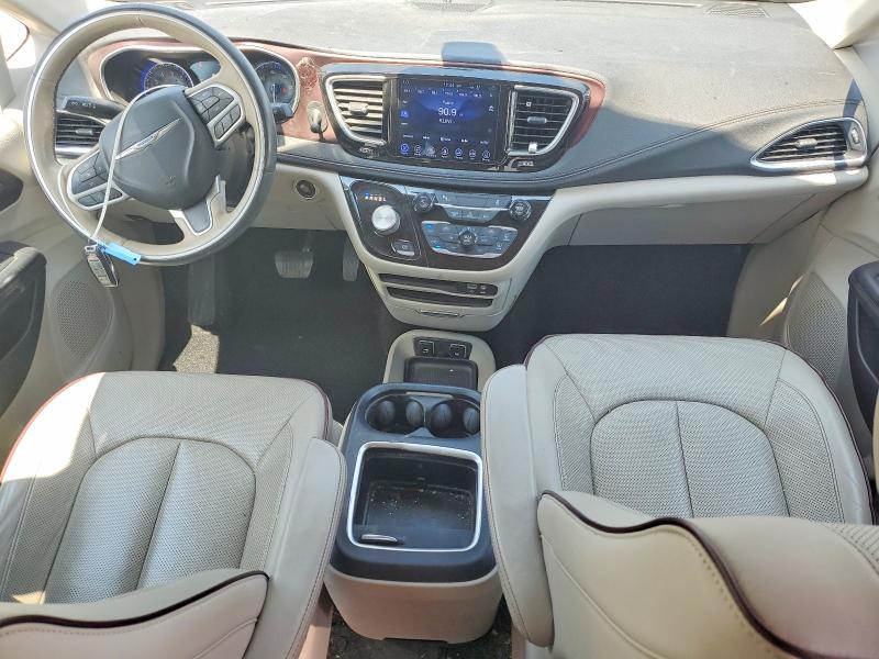 61850956 :رقم المزاد ، 2C4RC1GG8HR505177 vin ، 2017 Chrysler Pacifica مزاد بيع