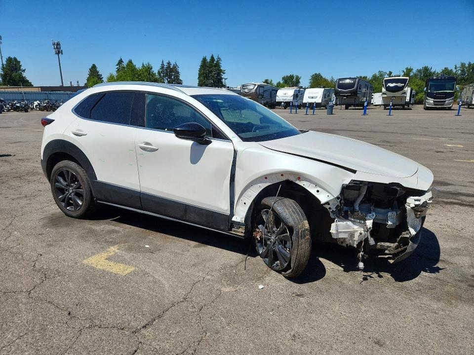 Продаж на аукціоні авто 2022 Mazda Cx-30, vin: 3MVDMBEY6NM435513, номер лоту: 61890626