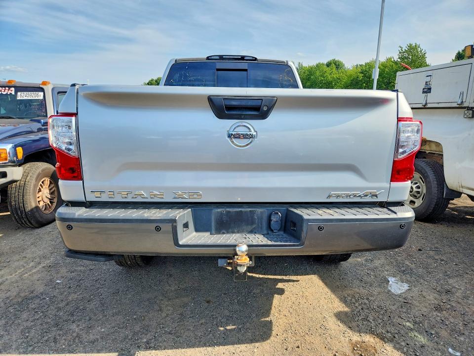 62461066 :رقم المزاد ، 1N6BA1F47KN533424 vin ، 2019 Nissan Titan Xd مزاد بيع