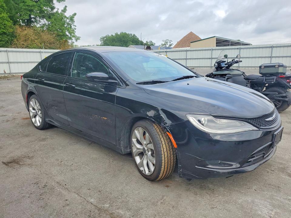 60261346 :رقم المزاد ، 1C3CCCBG6GN109404 vin ، 2016 Chrysler 200 مزاد بيع