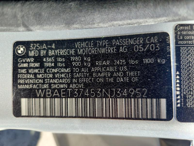 60306736 :رقم المزاد ، WBAET37453NJ34952 vin ، 2003 Bmw 325 مزاد بيع