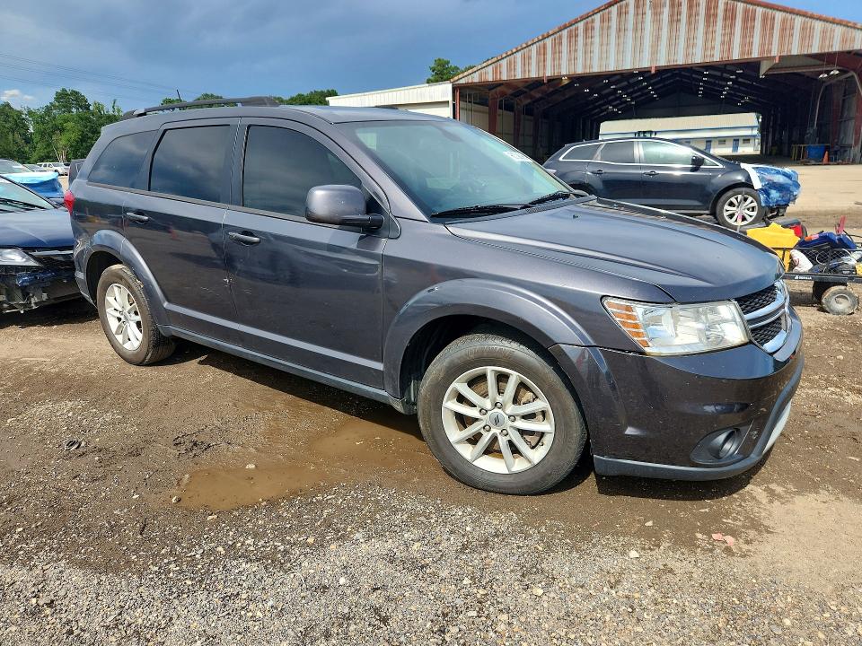 60738586 :رقم المزاد ، 3C4PDCBG8JT525472 vin ، 2018 Dodge Journey مزاد بيع